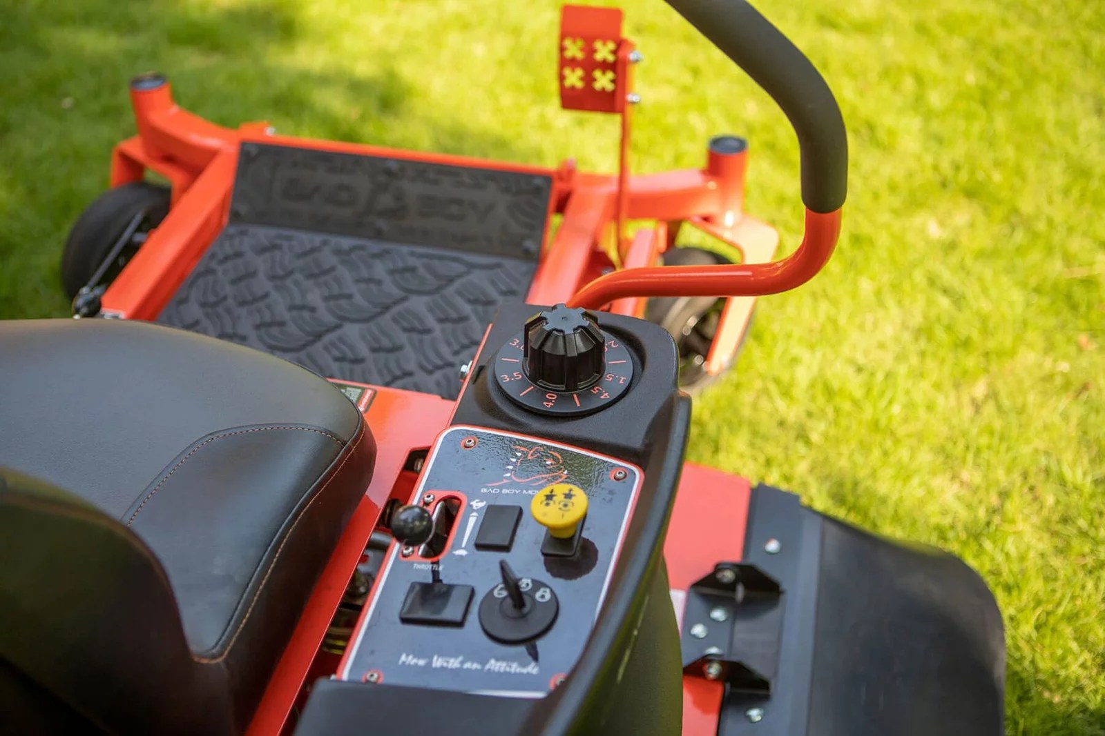 2022 Bad Boy MZ Rambler 42″ Kohler Zero-Turn Mower