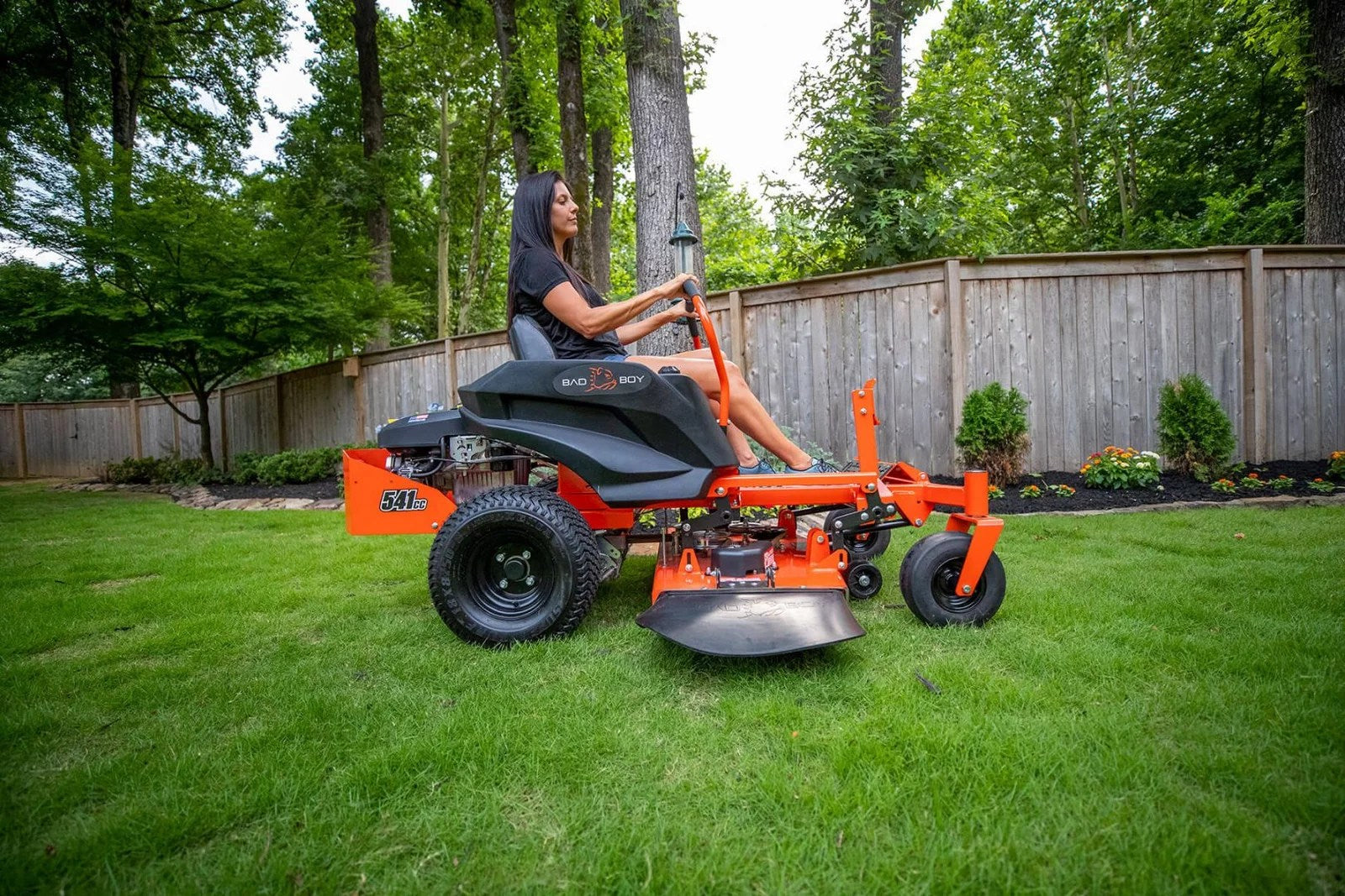2022 Bad Boy MZ Rambler 42″ Kohler Zero-Turn Mower