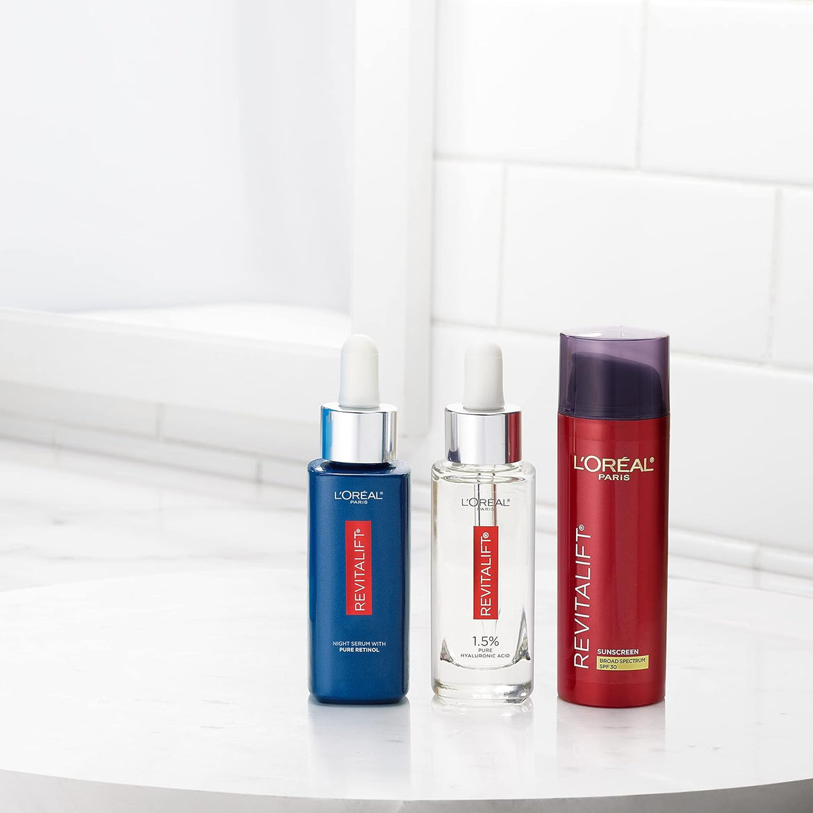 L'OREAL PARIS Skincare Revitalift Triple Power Anti-Aging Face Moisturizer with Pro Retinol, Hyaluronic Acid & Vitamin C to reduce wrinkles, firm and brighten skin, 1.7 Oz - (Packaging May Vary)