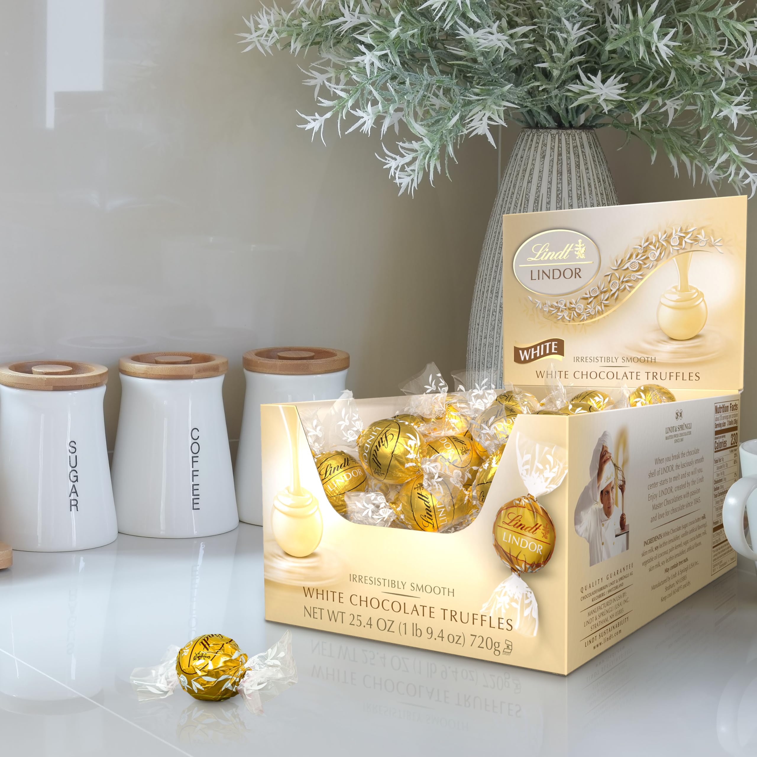 Lindt LINDOR White Chocolate Peppermint Truffles, White Chocolate Candy with Smooth Peppermint Truffle Center, 25.4 oz., 60 Count