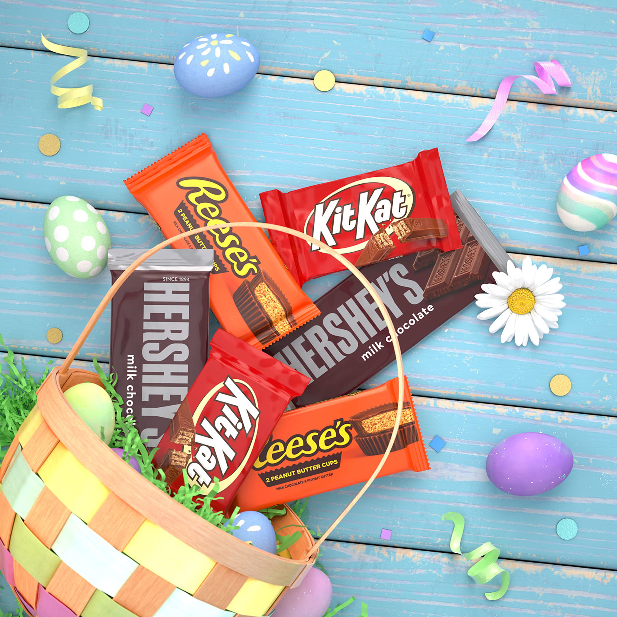 HERSHEY'S, KIT KAT and REESE'S Assorted Milk Chocolate Candy Variety Box, 27.3 oz (18 Count)